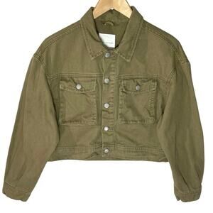AVEC LES FILLES Women’s Cropped Olive Green Button Front Shacket